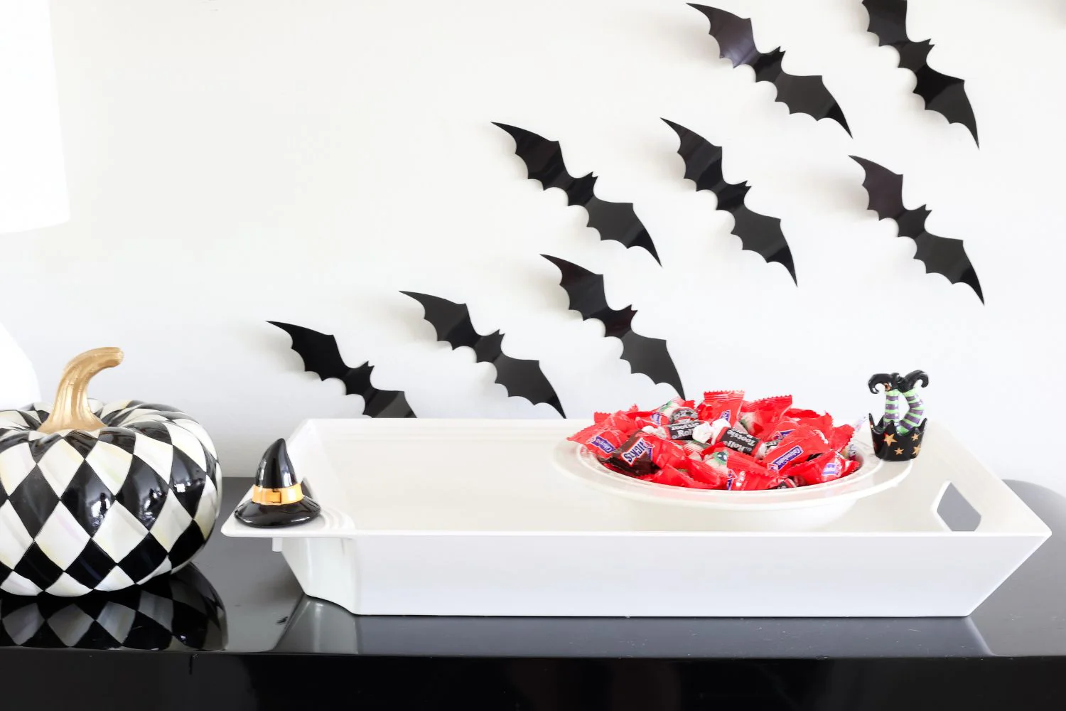 pinstripes melamine tray - Image 3